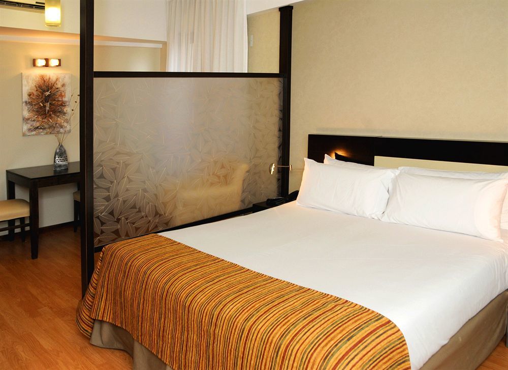 Del Bono Suites Art Hotel 圣胡安 外观 照片