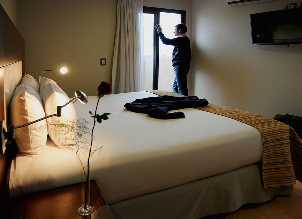 Del Bono Suites Art Hotel 圣胡安 外观 照片